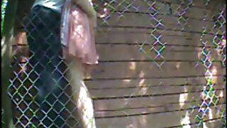 वेरोनिका अवलुव एक अतिशय सुंदर आणि मोहक स्त्री आहे. तिला ती खास मोहक चुंबकीय माणसे मिळाली आहेत. त्यामुळे हा माणूस तिच्या जाळ्यात अडकला. तो तिच्या स्तनाग्रांना चोखतो आणि मग त्याचा कडक लंड तिच्या तोंडात टाकतो. ही धमाल क्लिप नॉटी अमेरिकाने आपल्यासमोर सादर केली आहे.
